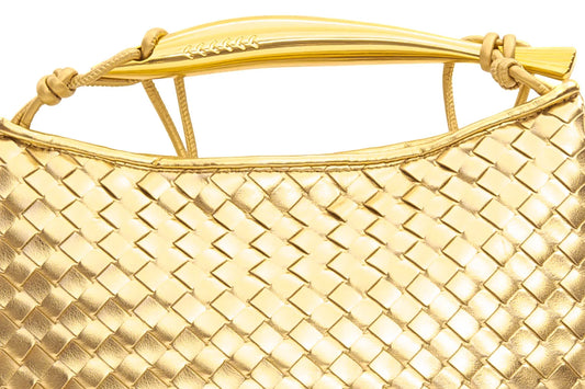saddie-dorado-textura